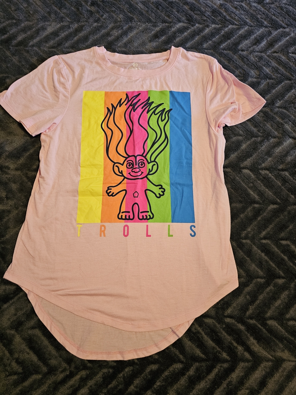 🌈✨ Trolls Graphic Tee – Women’s Medium ✨🌈